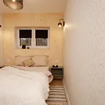Bukowe Wzgorza Apartment Trzebniow (Myszkow)