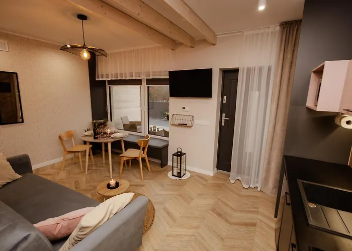 Bukowe Wzgorza Trzebniow (Myszkow)